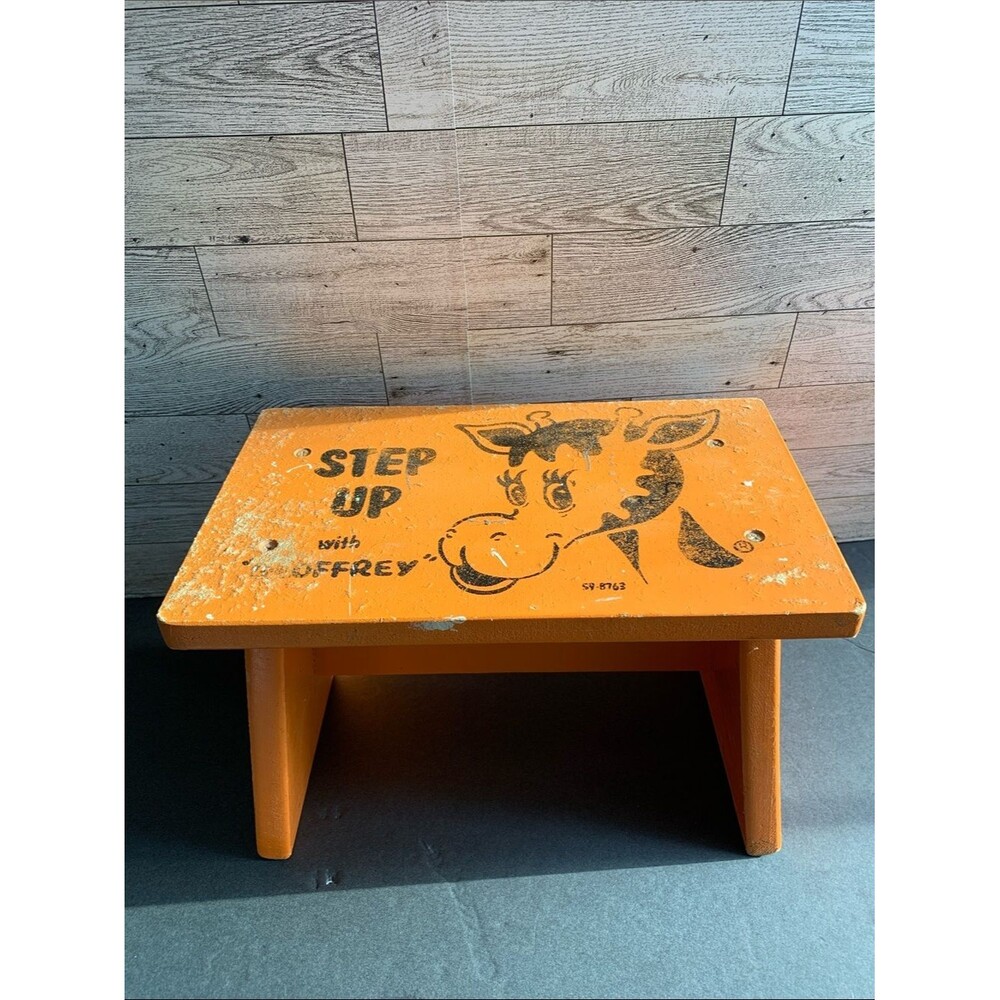 Vintage Toys R Us Geoffrey Giraffe Kids Wooden Bathroom Step Stool